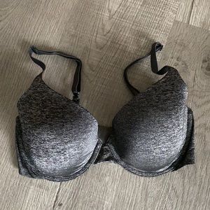 Victorias secret T-shirt Bra Up Lift Semi Demi